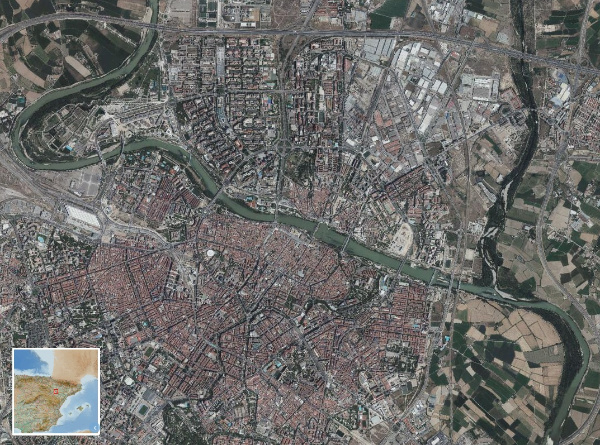 Imagen de la ciudad de Zaragoza y su mapa de situación en España. Visualizador Iberpix