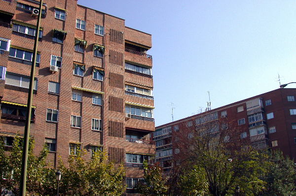 Imagen de un bloque de viviendas, Getafe (Madrid)