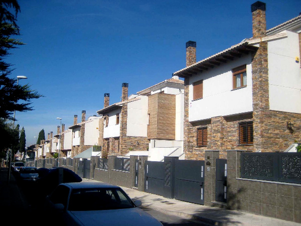 Imagen de viviendas unifamiliares en Granada